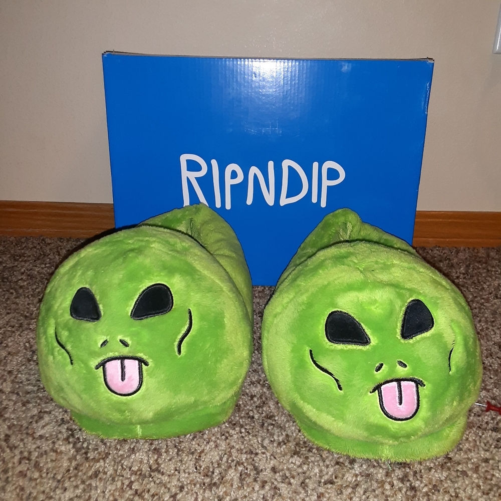 Ripndip Slippers size S/M